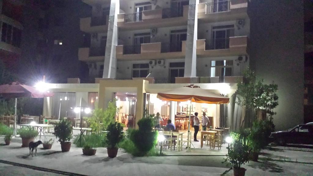 Hotel Nacional Durres Exterior photo